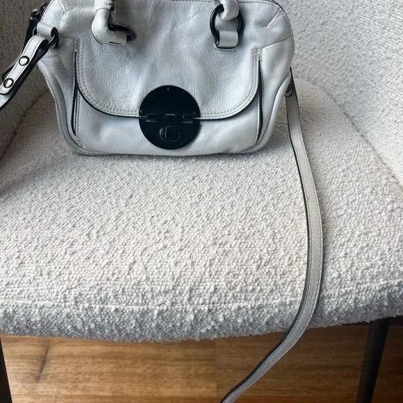 Mimco leather turn-lock bag white - Picture 2 of 10